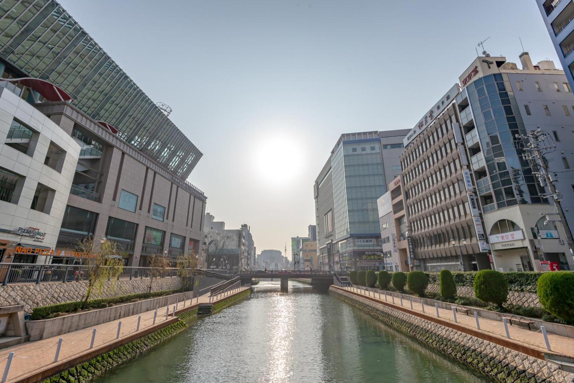 Hotel Okura Fukuoka Фукуока Екстериор снимка The Nakagawa River